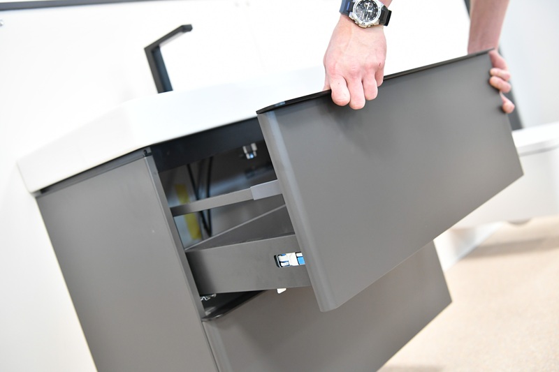 Step-by-step installation of hansgrohe’s Xelu Q vanity unit and basin paired with the Tecturis E two-hole basin mixer tap