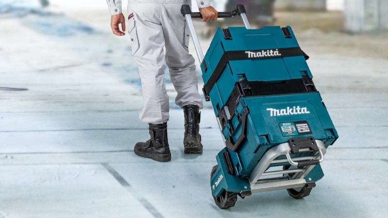 Man carries Makita charging case