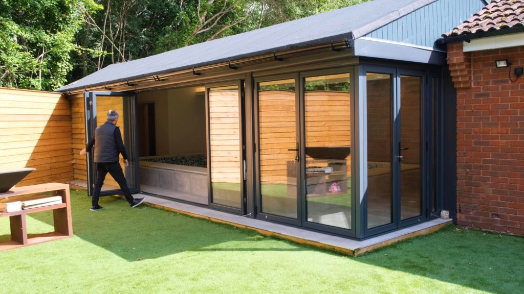Modern garden room with surround glazing