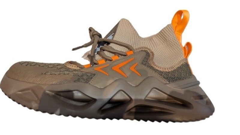Image of a safety shoe that was recalled from TikTok shop